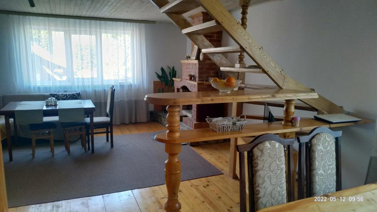 Pid Skeleyu Hotel Lazeshchyna Buitenkant foto